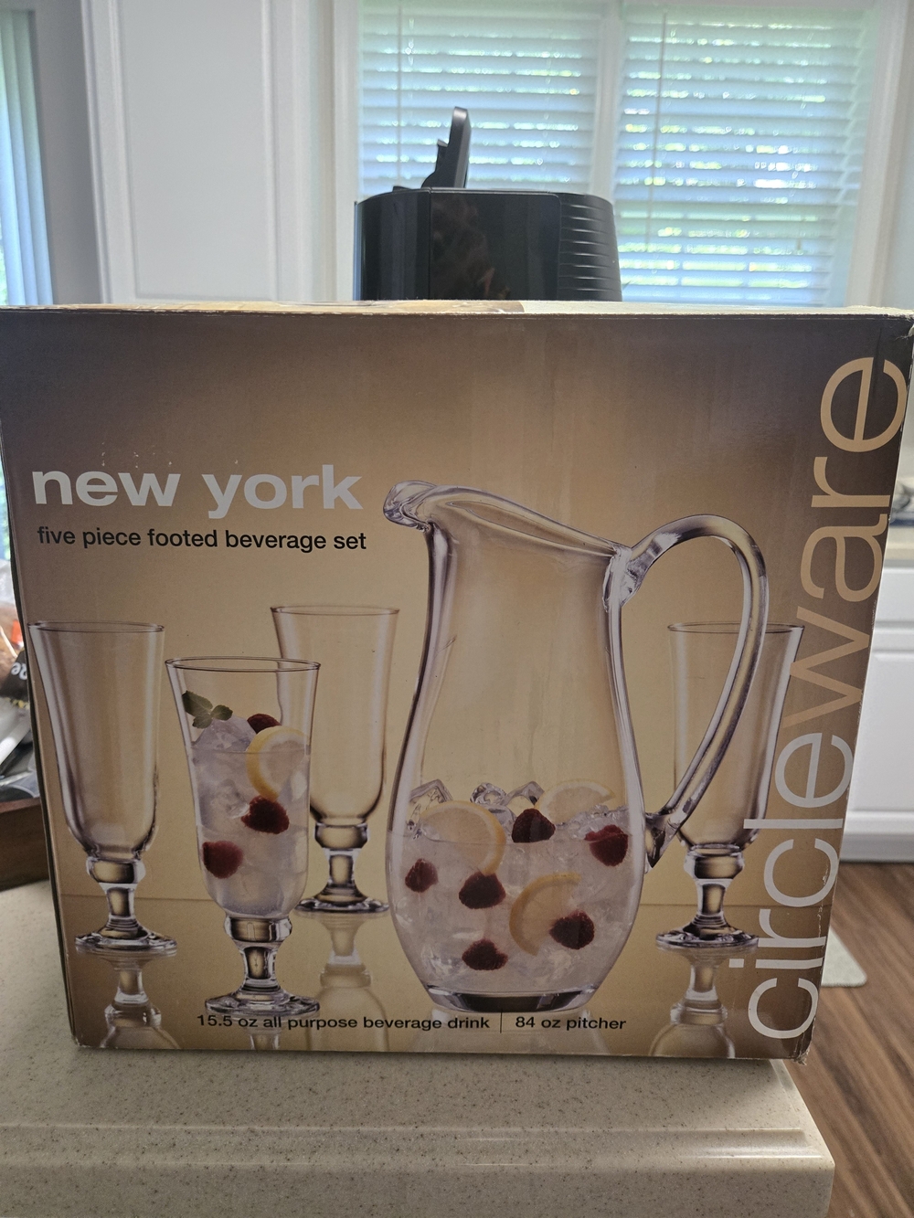 New York Clear Five-Piece Footed Beverage Set